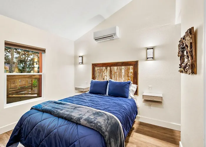 Sea Cottages Of Amelia